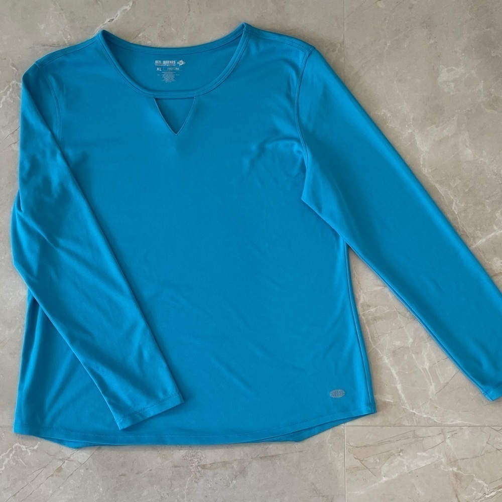 Reel Legends Freeline Women Shirt Size XL Aqua Blue Long Sleeve Performance